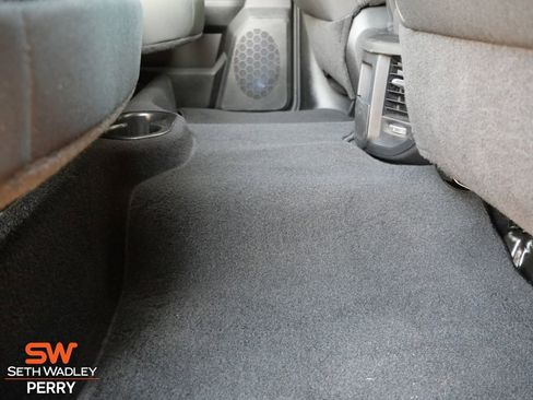 Used 2024 RAM 2500 Big Horn w/ Bed Utility Group image 13