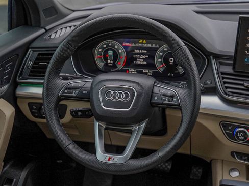 Certified 2025 Audi Q5 2.0T Premium Plus w/ Premium Plus Package image 25