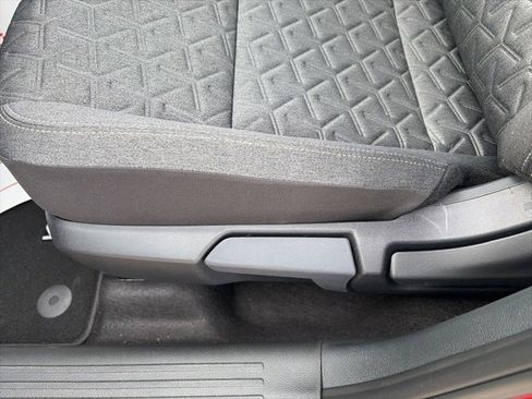 New 2026 Nissan Kicks SV w/ SV Premium Package image 19