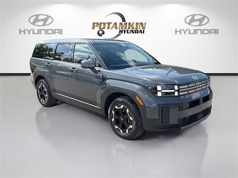 Used 2026 Hyundai Santa Fe SE image 3