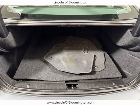 Used 2018 Volvo S60 T5 Inscription w/ Technology Package image 25