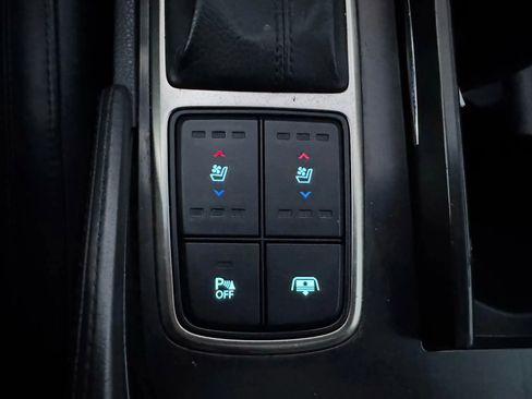 Used 2013 Hyundai Azera w/ Technology Pkg image 22