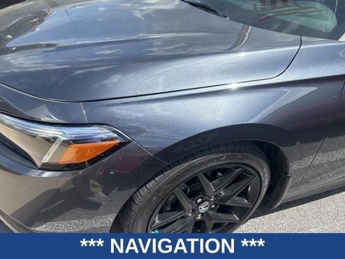 Used 2022 Honda Civic Sport image 4