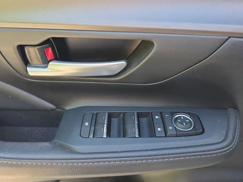 Used 2024 Toyota Grand Highlander XLE image 18