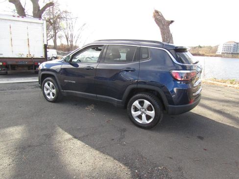 Used 2021 Jeep Compass Latitude image 5