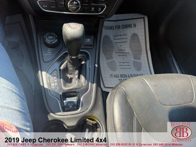 Used 2019 Jeep Cherokee Limited AWD/4WD image 20