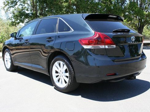 Used 2013 Toyota Venza LE w/ LE Preferred Pkg AWD/4WD image 9