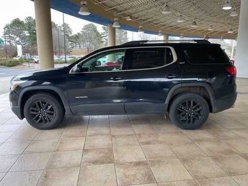 Used 2019 GMC Acadia SLT w/ LPO, Floor Liner Package image 7