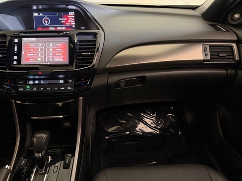 Used 2016 Honda Accord EX-L image 33