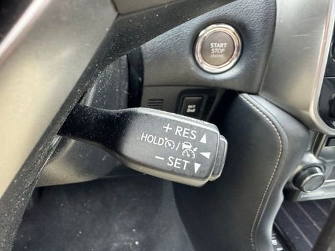 Used 2023 Lexus GX 460 Premium w/ Accessory Package image 30