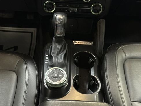 Used 2024 Ford Bronco Everglades image 25