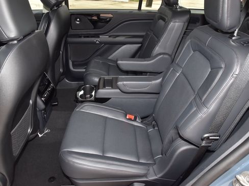 New 2026 Lincoln Aviator Reserve w/ Jet Appearance Package RWD image 14