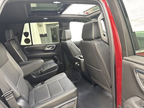 Used 2023 GMC Yukon SLT w/ SLT Premium Package AWD/4WD image 33