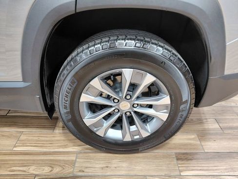 Used 2025 Chevrolet Equinox LT image 13