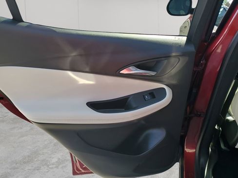 Used 2021 Buick Encore GX Essence w/ Advanced Technology Package image 17