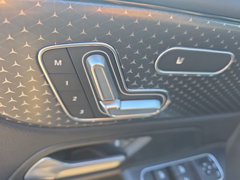 Certified 2026 Mercedes-Benz GLB 250 GLB 250 image 19