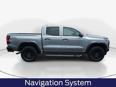 Used 2023 Chevrolet Colorado Trail Boss w/ Technology Package AWD/4WD image 3