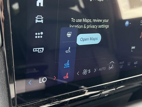 New 2025 Lincoln Navigator L Reserve w/ Jet Appearance Package image 18