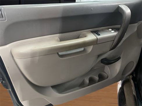 Used 2013 GMC Sierra 3500 W/T w/ Snow Plow Prep Package image 9