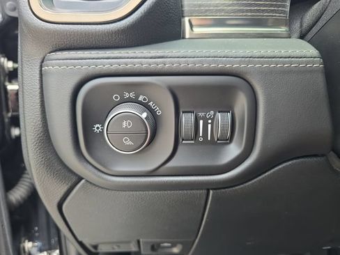 Used 2021 RAM 2500 Limited AWD/4WD image 22