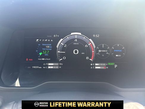 Used 2025 Toyota Tundra Platinum w/ Tow Tech Package image 14