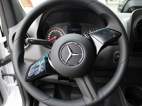 New 2025 Mercedes-Benz Sprinter 2500 image 7