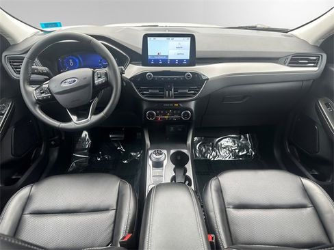 Used 2022 Ford Escape SEL w/ Technology Package image 10