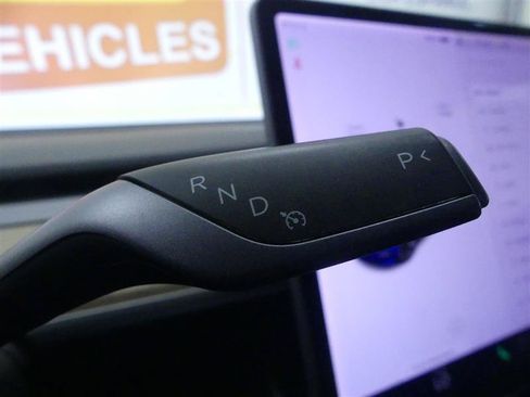 Used 2018 Tesla Model 3 Long Range AWD/4WD image 17