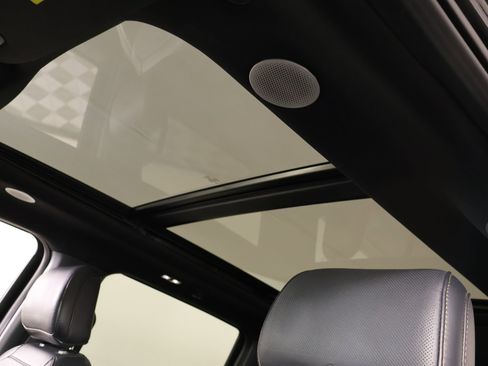 Used 2023 Ford F150 Raptor AWD/4WD image 17