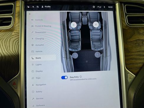 Used 2017 Tesla Model X 90D image 21