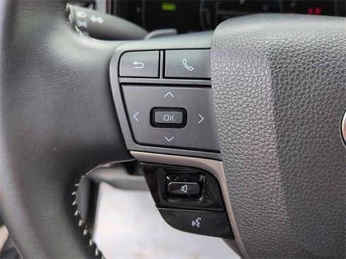 Certified 2025 Toyota Camry SE image 18