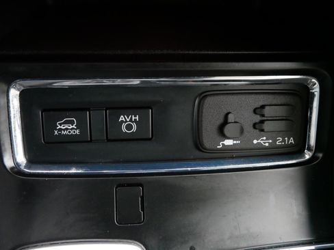 Used 2022 Subaru Ascent Premium w/ Convenience Package image 29