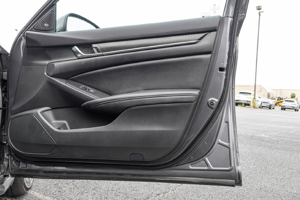 Used 2019 Honda Accord EX-L image 33