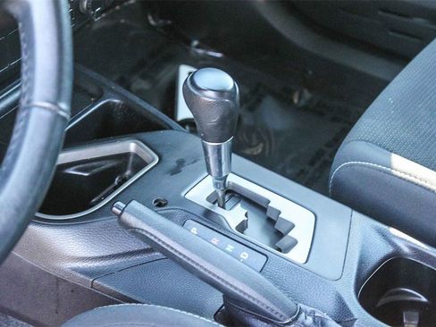 Used 2018 Toyota RAV4 XLE image 24