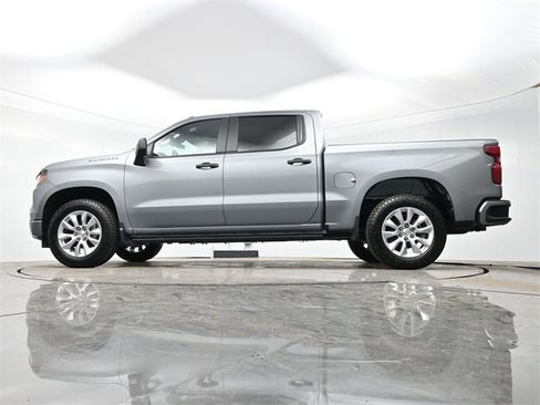 Used 2026 Chevrolet Silverado 1500 Custom image 25