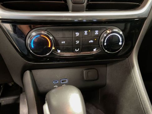 Certified 2024 Buick Encore GX Sport Touring w/ Comfort Package image 18