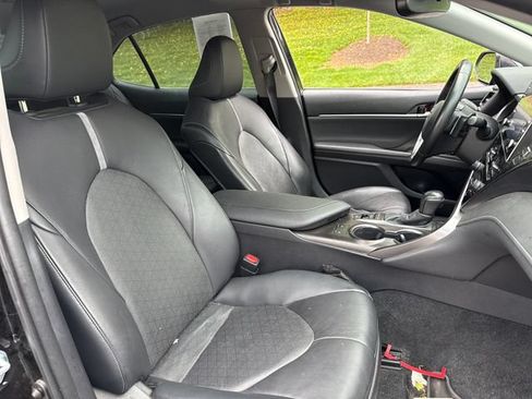 Used 2021 Toyota Camry XSE AWD/4WD image 13