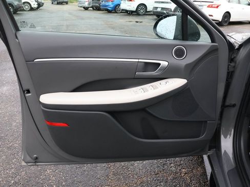 Used 2023 Hyundai Sonata SEL w/ Convenience Package FWD image 24