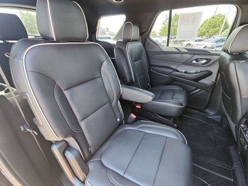 Used 2023 Chevrolet Traverse Premier w/ Redline Edition image 33