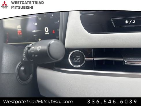New 2026 Mitsubishi Outlander SEL image 20