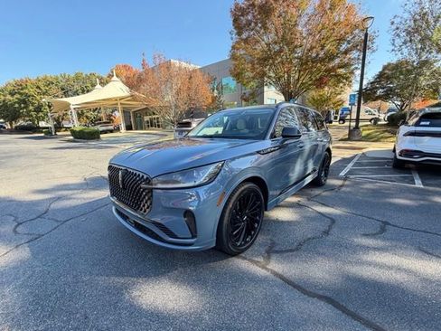 New 2026 Lincoln Aviator Reserve image 3