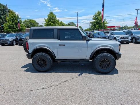 New 2026 Ford Bronco 2-Door AWD/4WD image 4