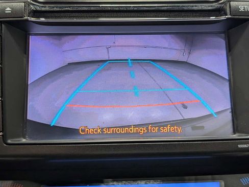 Used 2013 Toyota RAV4 XLE image 27