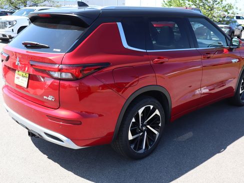 Used 2023 Mitsubishi Outlander SEL AWD/4WD image 7