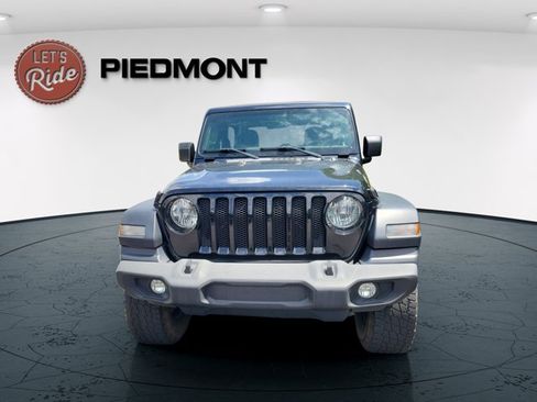 Used 2018 Jeep Wrangler Sport AWD/4WD image 2