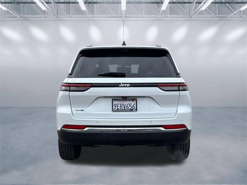 Certified 2022 Jeep Grand Cherokee Limited 4xe w/ Luxury Tech Group II image 5