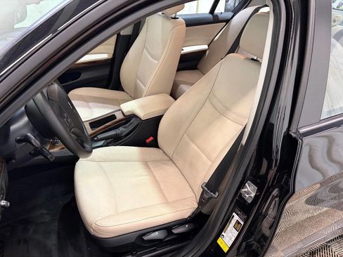 Used 2011 BMW 328i xDrive Sedan image 21