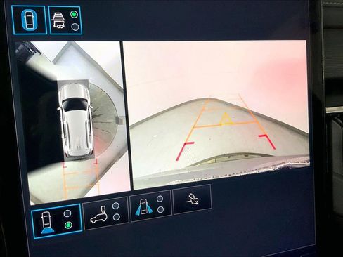 Used 2025 GMC Acadia Elevation FWD image 21