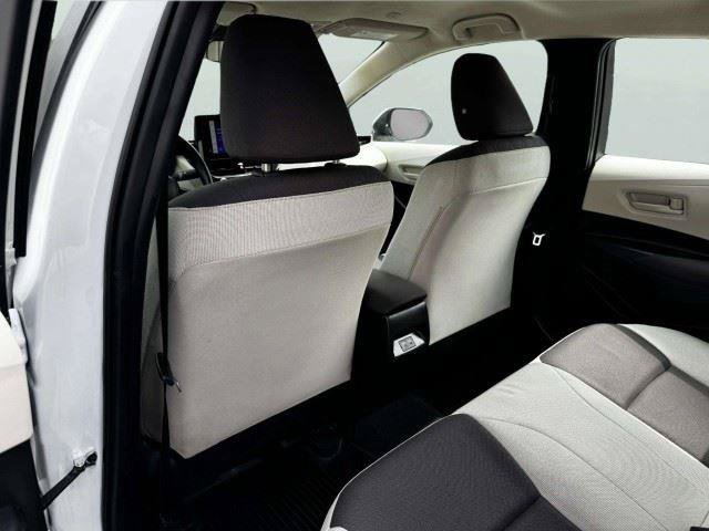 Used 2023 Toyota Corolla LE FWD image 40
