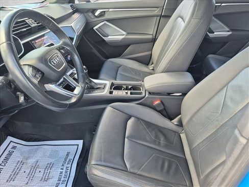 Used 2020 Audi Q3 2.0T Premium Plus w/ Premium Plus Package AWD/4WD image 16